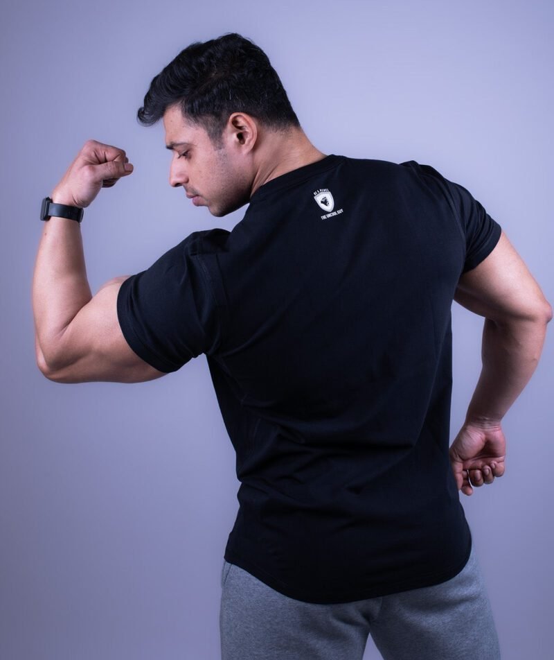 Gym T-shirt for Men TUG is India’s fastest growing Gym T-shirt for men Buy sports wear, gym gear & offering Gym dress for men like Gym t-shirts, oversized t shirt, compression fits, hoodies.