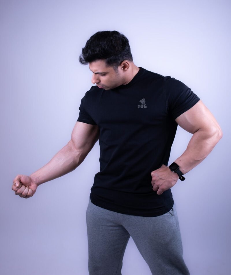 Gym T-shirt for Men TUG is India’s fastest growing Gym T-shirt for men Buy sports wear, gym gear & offering Gym dress for men like Gym t-shirts, oversized t shirt, compression fits, hoodies.